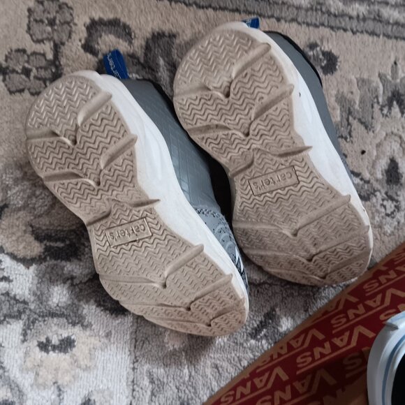 Bundle of 2 sz 7 toddler sneakers vans carters light up glow in dark euc - Picture 5 of 8